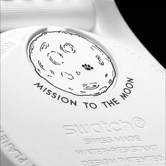 Authentic OMEGA X SWATCH MoonSwatch Mission to the Moonphase Snoopy White Unisex - Picture 12 of 12